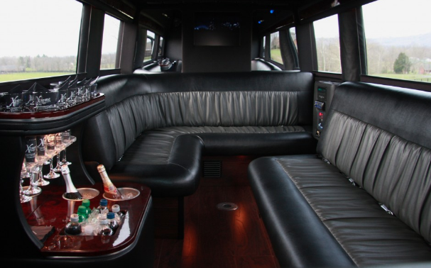 Manchester Limo Service | Bill's Limousine | Rated Best In CT